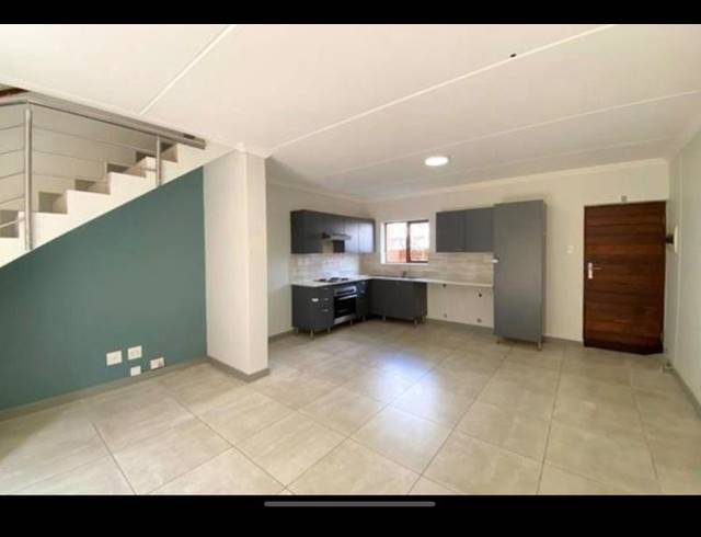 2 BEDROOM APARTMENT FOR SALE IN MIDRIDGE PARK
